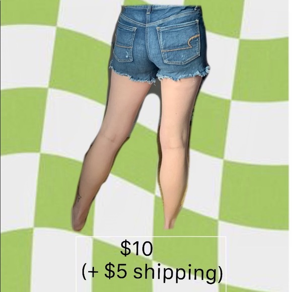 AE distressed blue jean shorts - Picture 2 of 3